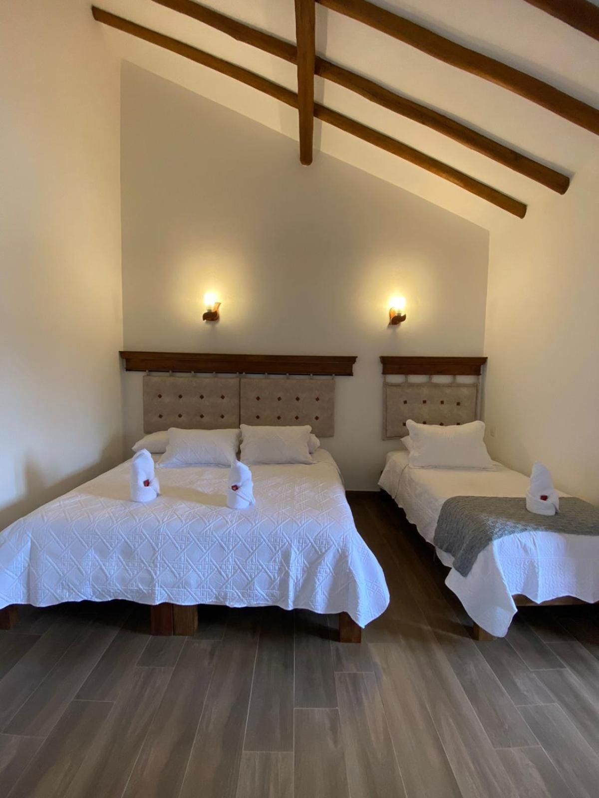 Hotel Las Palmas Вилья-де-Лейва Экстерьер фото