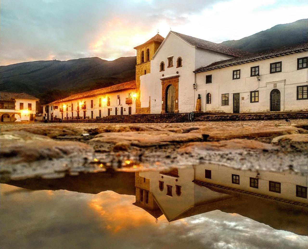 Hotel Las Palmas Вилья-де-Лейва Экстерьер фото