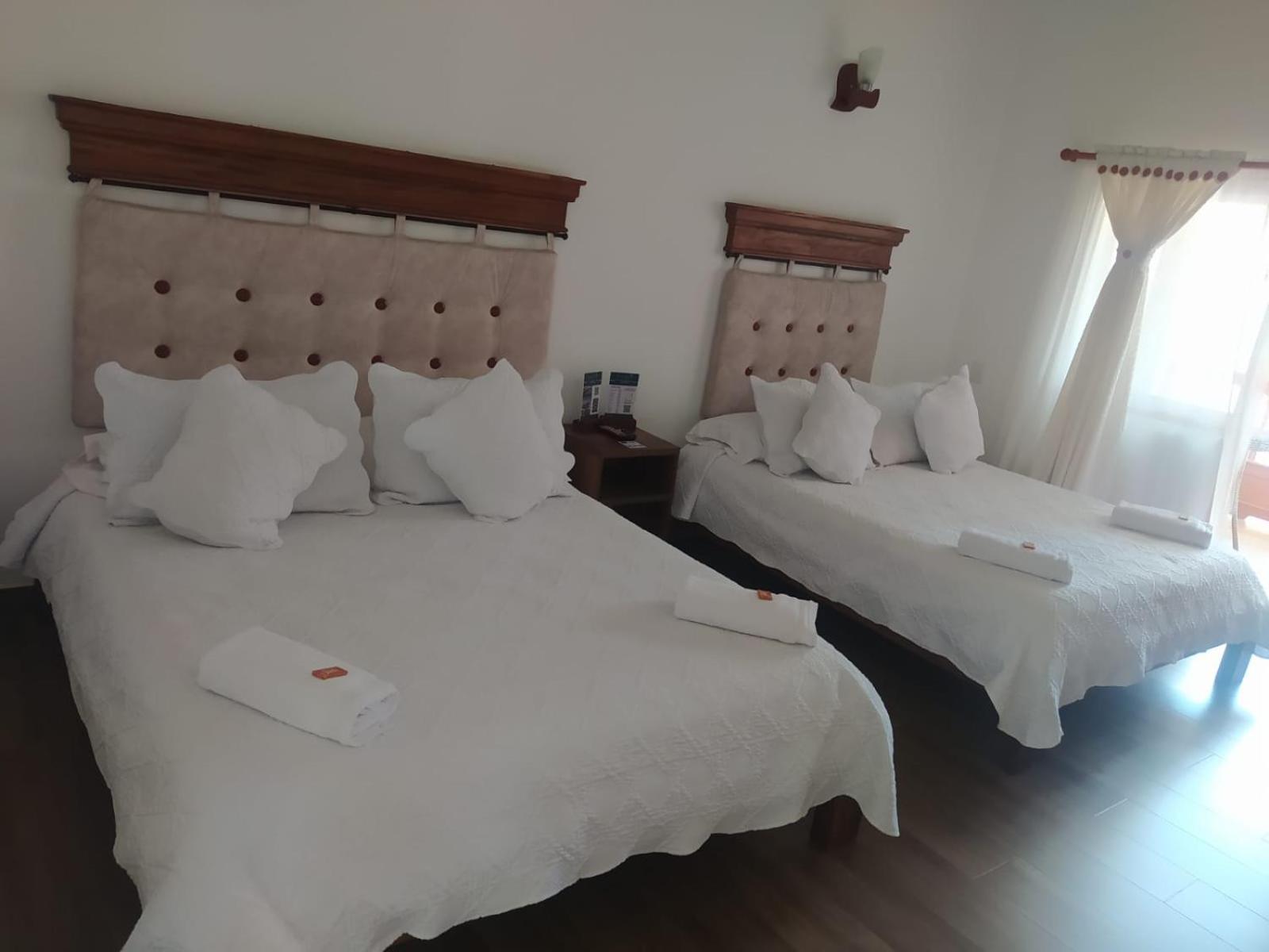 Hotel Las Palmas Вилья-де-Лейва Экстерьер фото