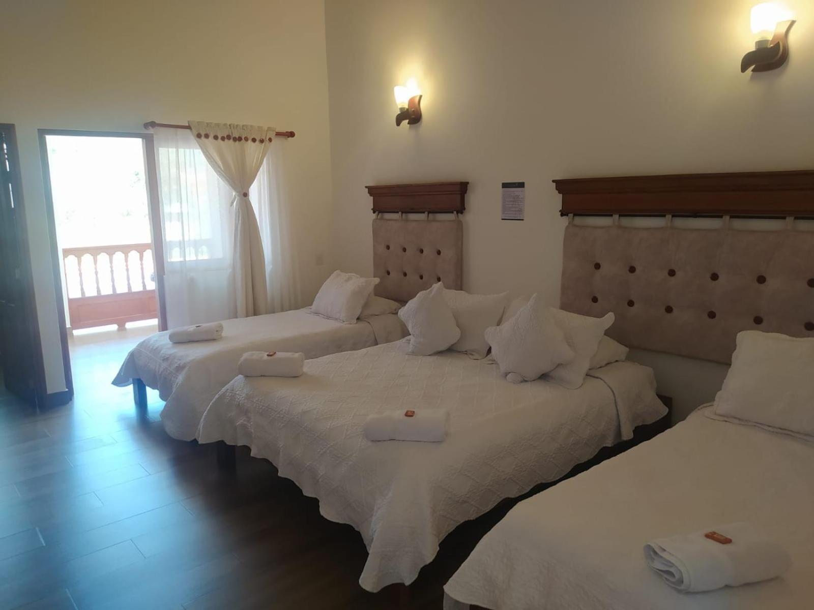 Hotel Las Palmas Вилья-де-Лейва Экстерьер фото