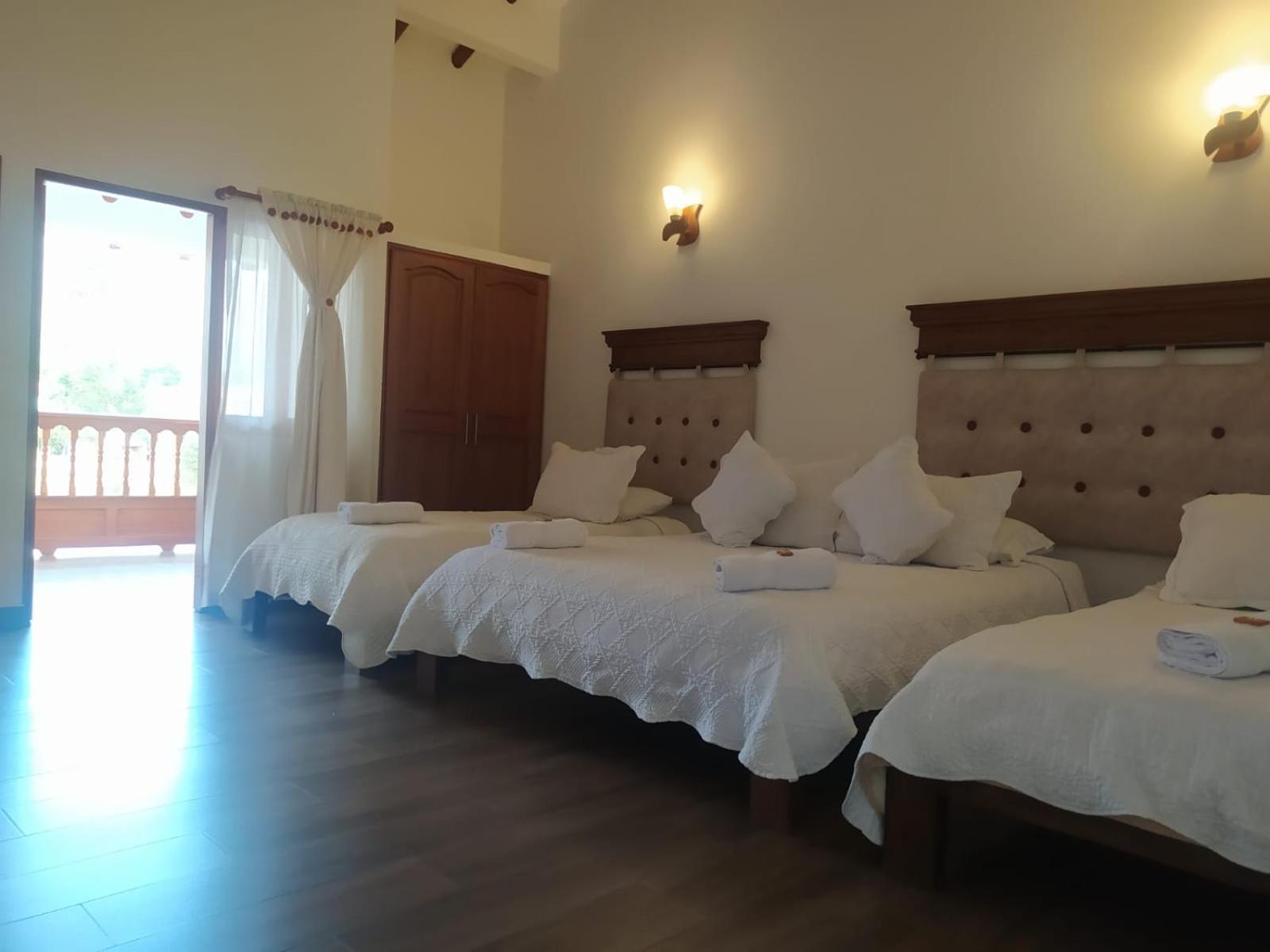Hotel Las Palmas Вилья-де-Лейва Экстерьер фото
