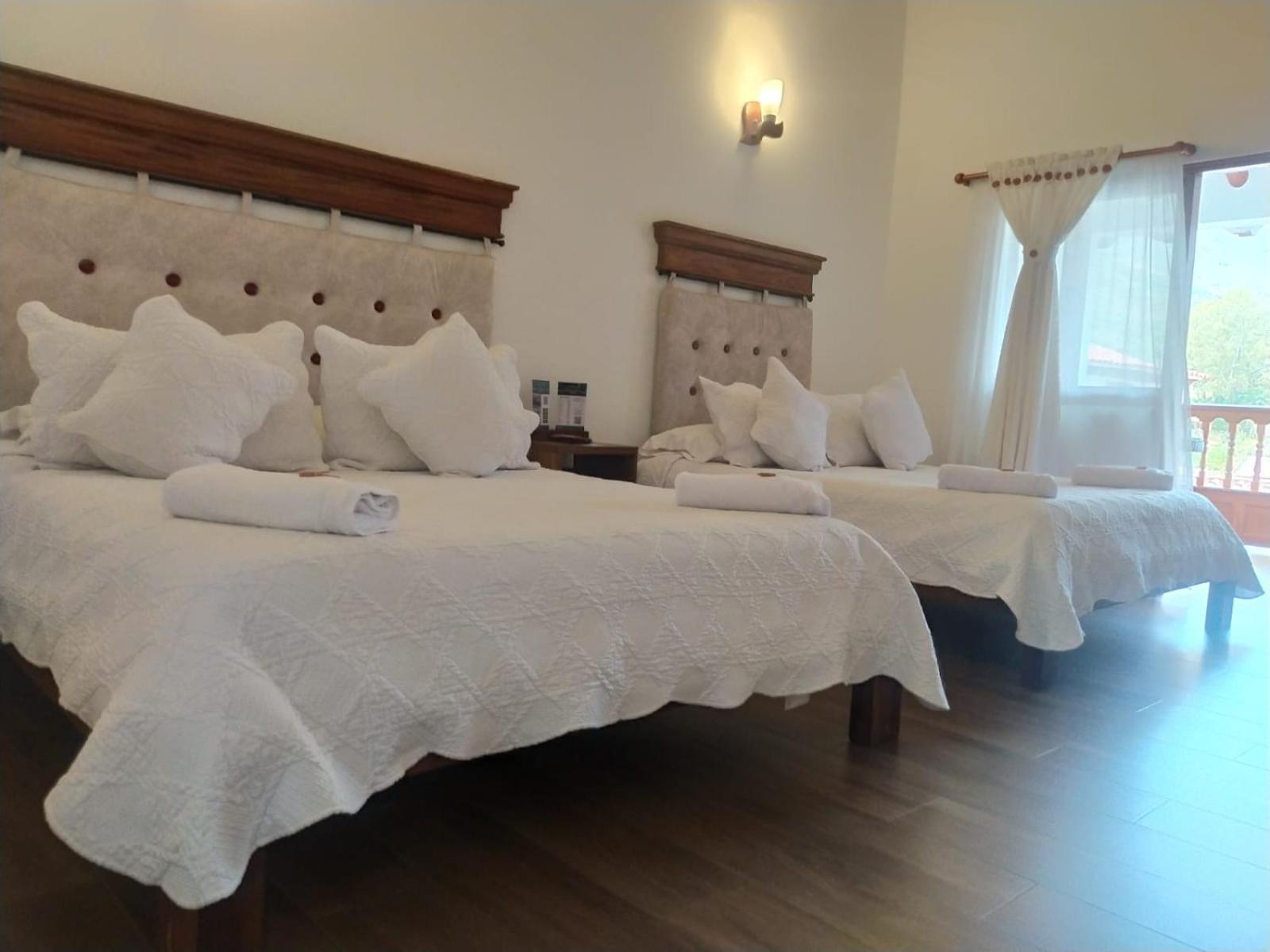 Hotel Las Palmas Вилья-де-Лейва Экстерьер фото